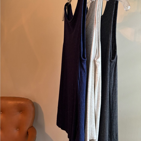 3 Old Navy, Navy/Cream/Grey Relaxed Swing Womens Tank Tops With Sparkle Fabric - Picture 7 of 9